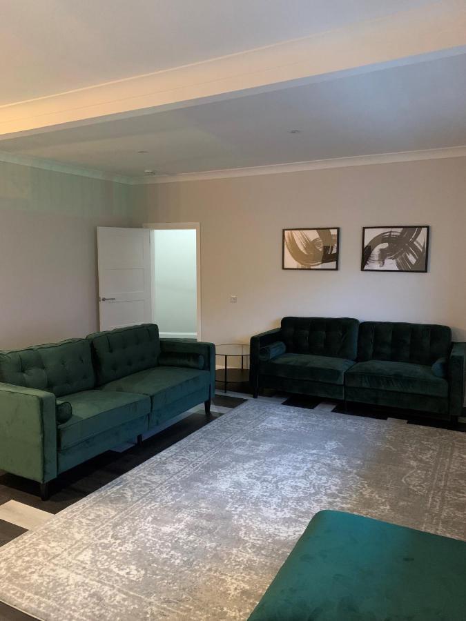 Hillview Apartment โอบาน ภายนอก รูปภาพ